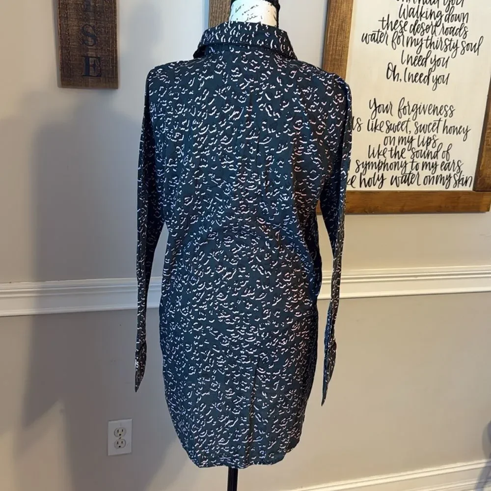 Victoria's Secret Long Sleeve Button Up Sleep Shirt